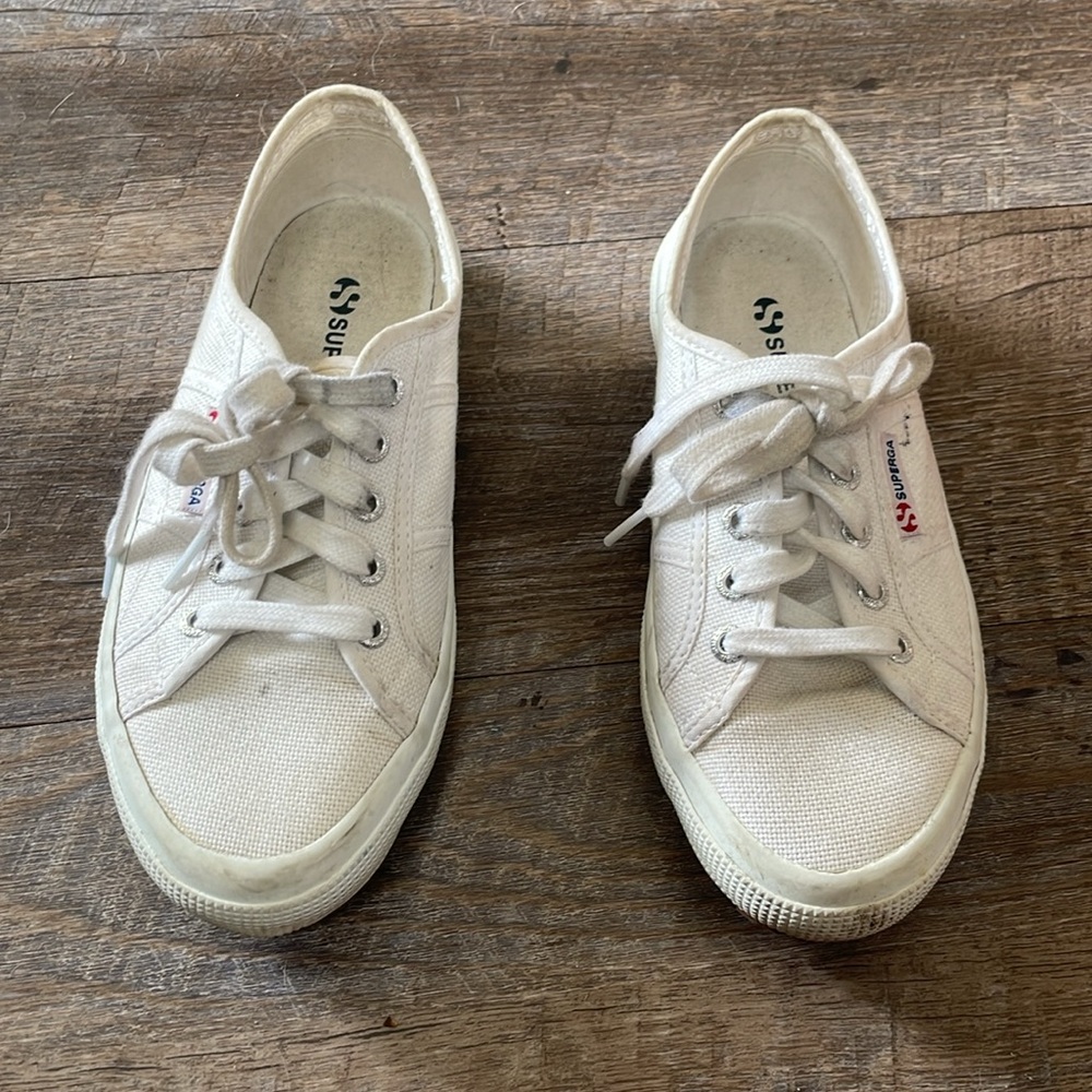 Superga White Canvas Sneakers Tennis Shoes - Picture 2 of 7
